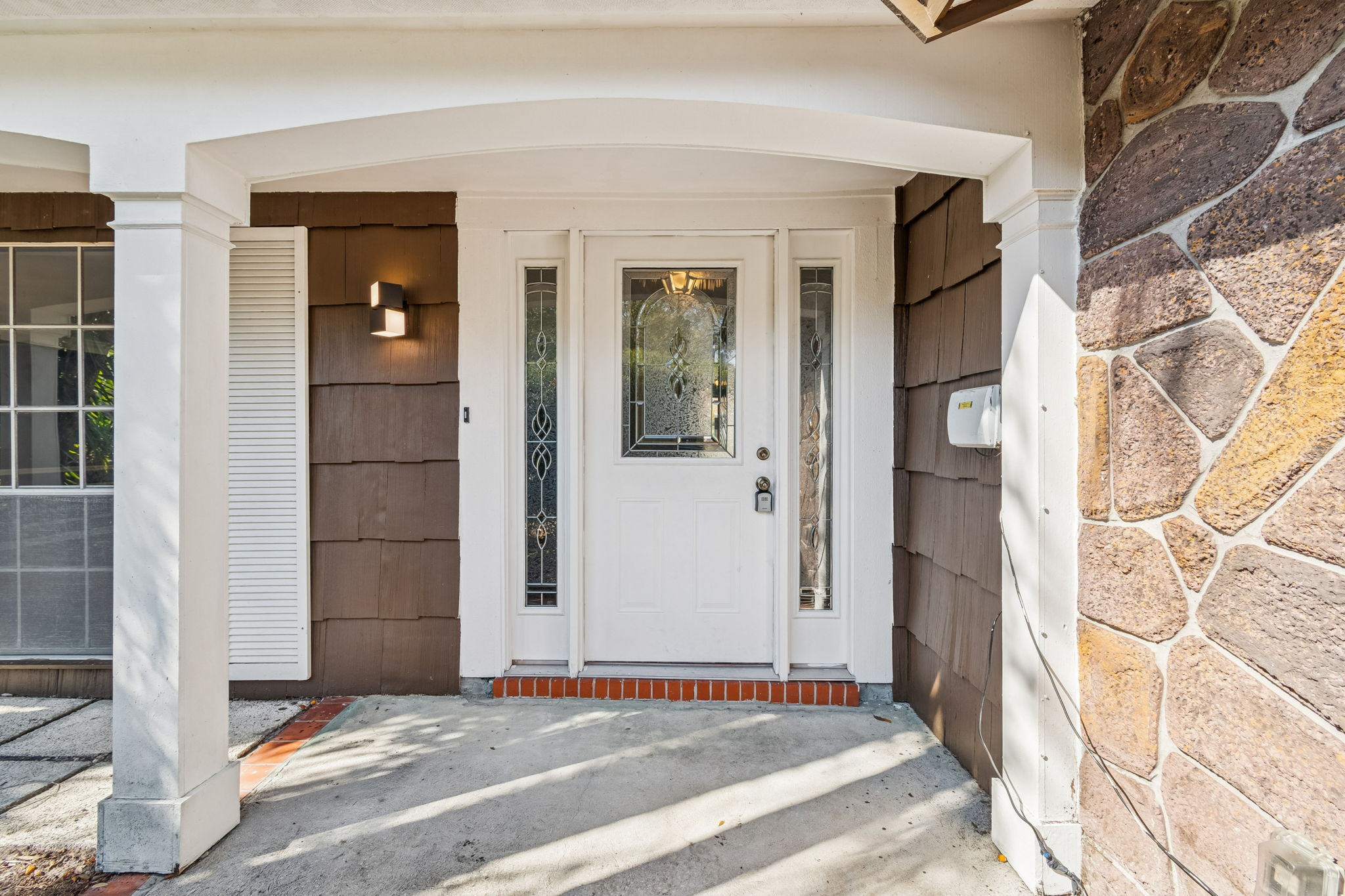 Tired Orange County FL house exterior we would buy as-is